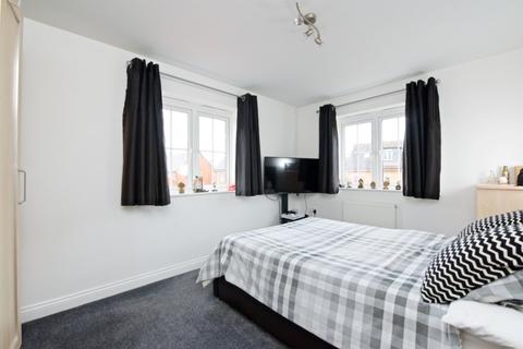 36 Foxholes Close, Deanshanger, Milton Keynes, MK19 6HA