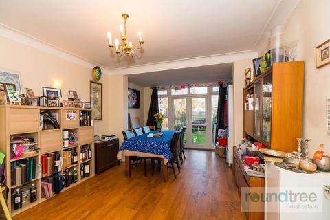 29 Shirehall Lane, London, NW4 2PT