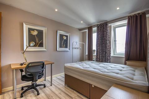 2 bedroom apartment to rent, City Quadrant, Newcastle Upon Tyne