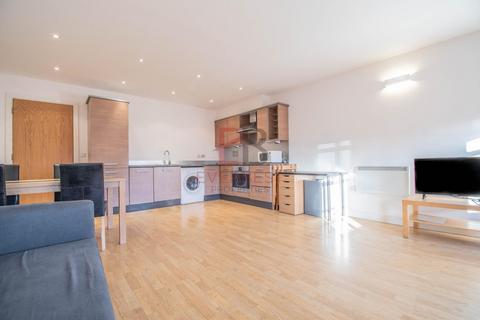 3 bedroom apartment to rent, Pandongate, City Road, Newcastle Upon Tyne