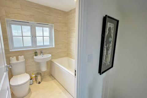12 Kiln Way, Halling, Rochester, ME2 1FP