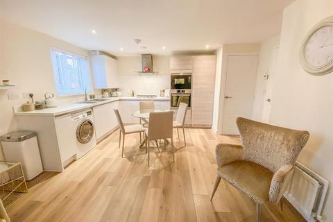 Flat 1, 30 Malago Drive, Bristol, BS3 5DR