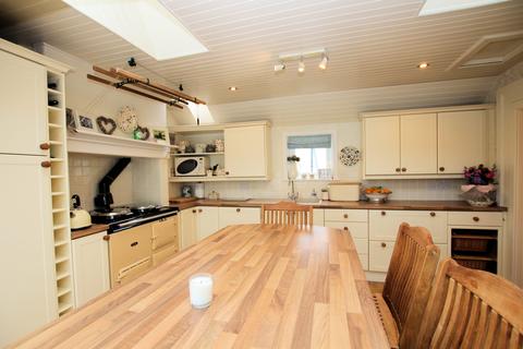 17 Fleet Street, Gatehouse Of Fleet, Castle Douglas, DG7 2JT