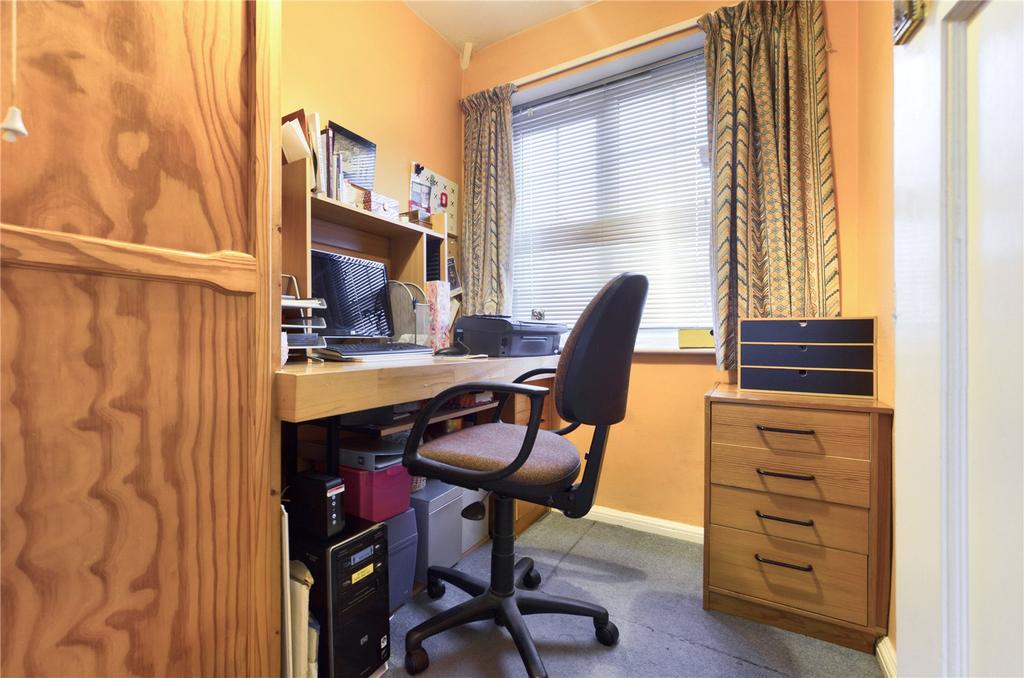 Bedroom/Office