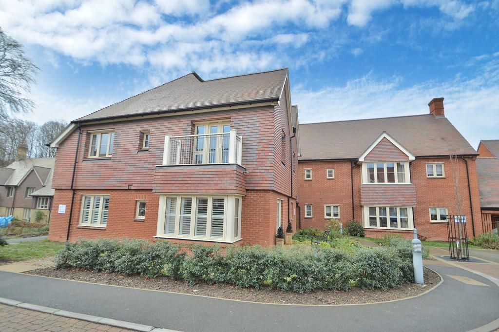 Walter Lane, Park 2 bed apartment £350,000