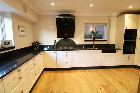 35 Brockhurst Lane, Shirley, Solihull, B90 1RG