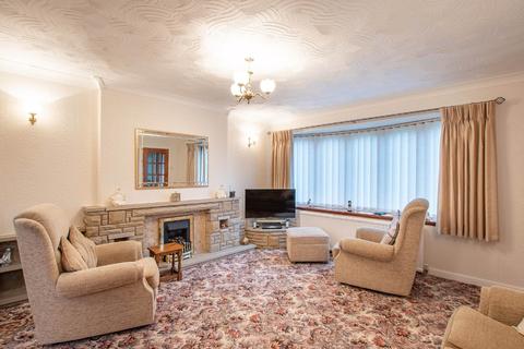 30 Cadeby Road, Sprotbrough, Doncaster, DN5 7SD