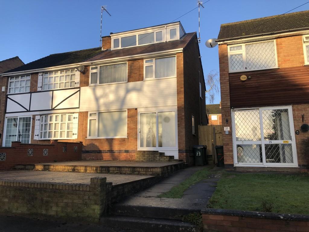 Alderminster Road, Eastern Green... 4 bed end of terrace house £900