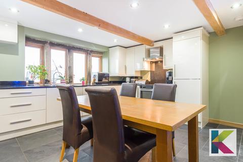 13 Strawberry Lane, Mossley, Ashton-under-lyne, OL5 0RJ