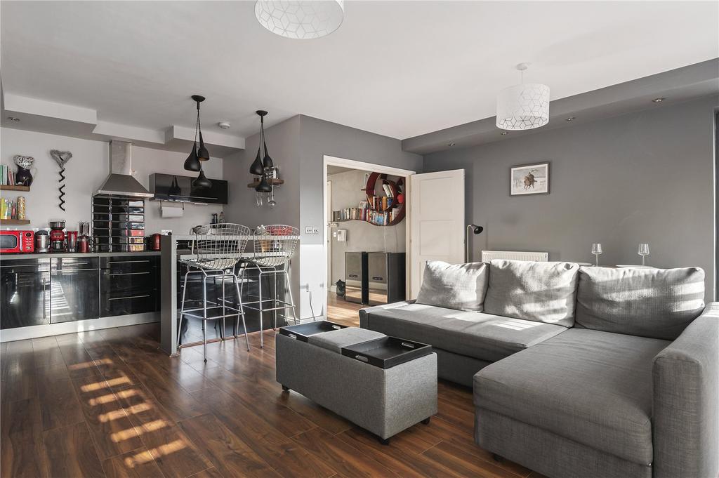 Kitchen/ Reception