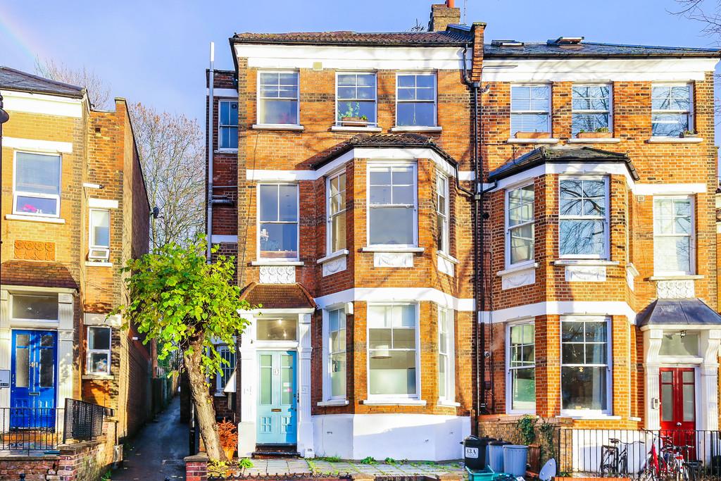 Hornsey Rise Gardens, Crouch End, London 1 bed ground floor flat £450,000