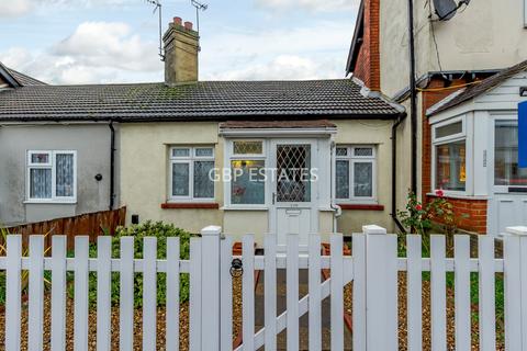 130 Collier Row Road, Romford, RM5 2BB