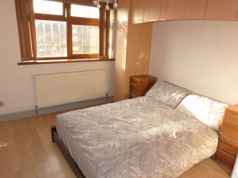 Bed 3