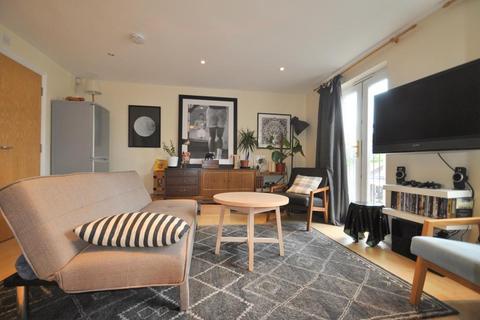 3 bedroom end of terrace house to rent, Sternhall Lane, London, SE15 4NT
