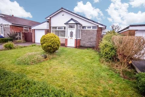 19 Euxton Close, Bury, BL8 2HY