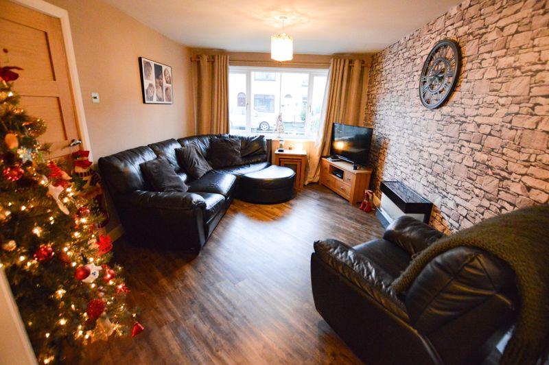 Harvey Lane, Golborne, WA3 3QG 3 bed semidetached house £149,950