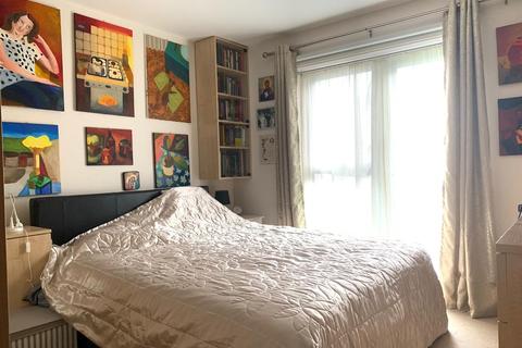 11 Rosebay Drive, London, N17 9GB
