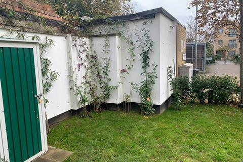 11 Rosebay Drive, London, N17 9GB