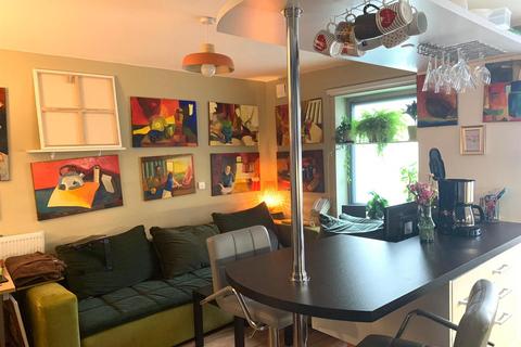 11 Rosebay Drive, London, N17 9GB