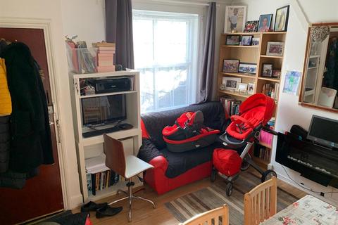 39 Risley Avenue, London, N17 7HJ