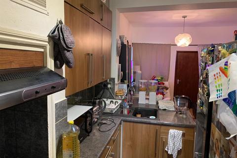39 Risley Avenue, London, N17 7HJ