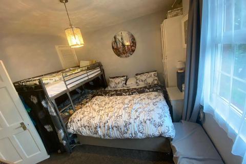 39 Risley Avenue, London, N17 7HJ