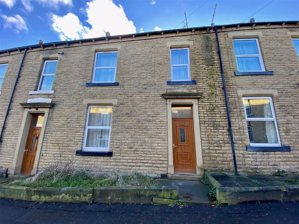 Catherine Street, Elland, Elland, HX5 3 bed terraced house £95,000