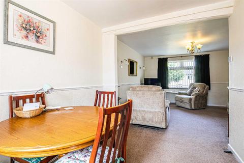 9 Maple Grove, Stocksbridge, Sheffield, S36 1ED