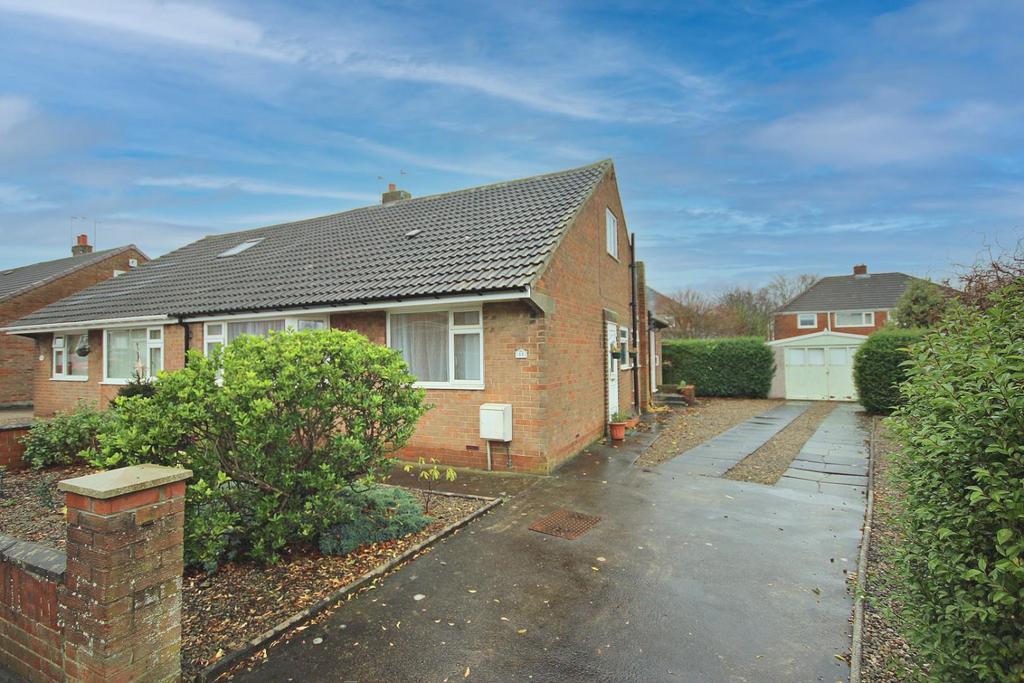 Grange Road, Carrville, Durham 2 bed semidetached bungalow £179,950