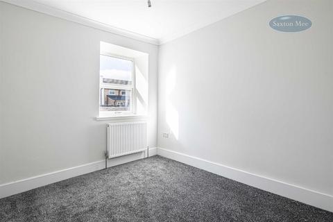 105 Lydgate Lane, Sheffield, S10 5FN