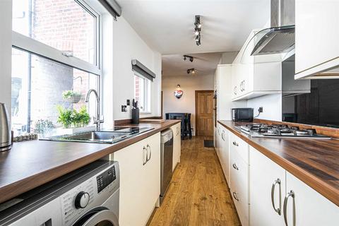 74 Burcot Road, Sheffield, S8 9FE