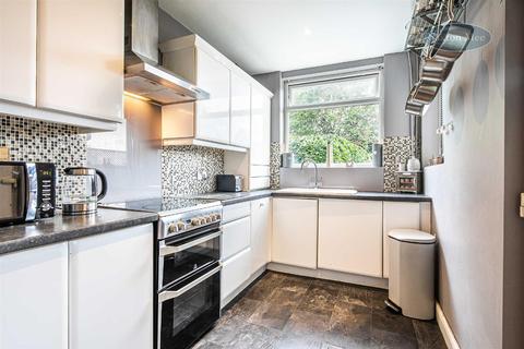 40 Melbourn Road, Sheffield, S10 1NS
