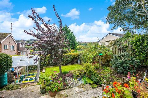14 Fairbarn Road, Sheffield, S6 5PP