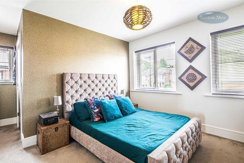 33 Chapman Close, Sheffield, S6 5BX