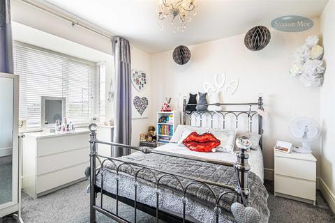 33 Chapman Close, Sheffield, S6 5BX