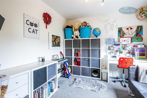 33 Chapman Close, Sheffield, S6 5BX