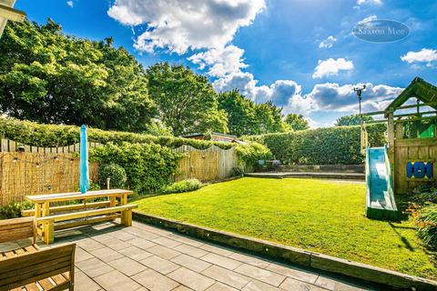 23 Uppergate Road, Stannington, Sheffield, S6 6BX