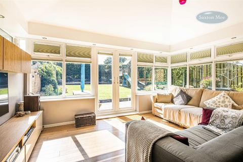 23 Uppergate Road, Stannington, Sheffield, S6 6BX