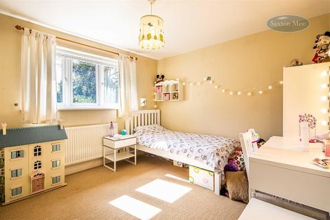 23 Uppergate Road, Stannington, Sheffield, S6 6BX