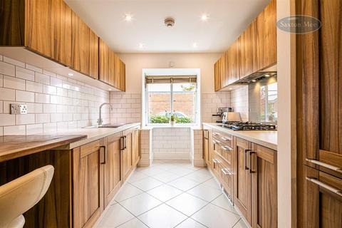 60 Chapman Close, Sheffield, S6 5BX