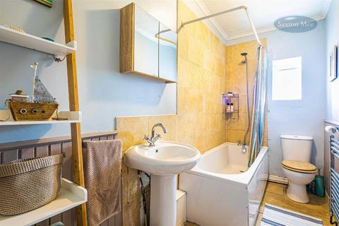 192 Bell Hagg Road, Sheffield, S6 5DB