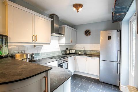 153 Springvale Road, Sheffield, S6 3NT