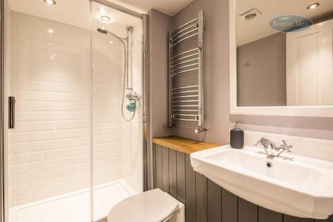 153 Springvale Road, Sheffield, S6 3NT