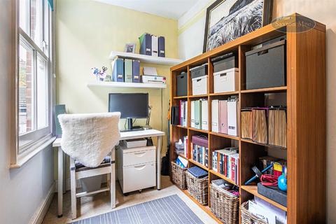 153 Springvale Road, Sheffield, S6 3NT