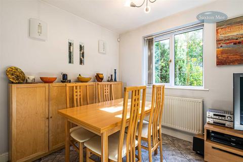 28 Baxter Mews, Wadsley Bridge, Sheffield, S6 1LW