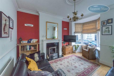 8 Willis Road, Sheffield, S6 4FJ