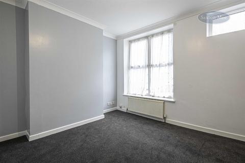 52 Fielding Road, Sheffield, S6 1SE
