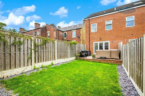 19 Broughton Road, Hillsborough, Sheffield, S6 2AS