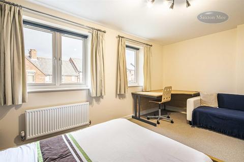 1 Lavender Way, Sheffield, S5 6DY