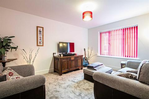 18 Cassini Drive, Stannington, Sheffield, S6 6GG